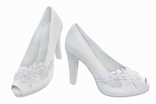 BRAUTSCHUHE PUMPS HALBOFFEN