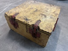 alte Holzkiste Beschlag Vintage historisch Munitionskiste Zinkauskleidung Kiste