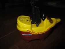 kleines Piratenboot Segelschiff Spielboot