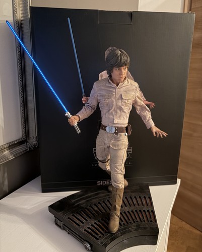 Sideshow collectibles star - sideshow,