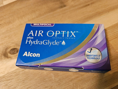 Air optix plus - plus, hydraglyde