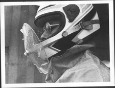 Foto Go Kart Rennen, Rennfahrer mit Sturzhelm - 10467804