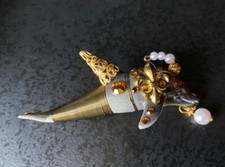 YUTA PASCH Designer Brosche