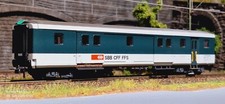 Roco 44334 Gepäckwagen der SBB/CFF Schweiz , KK-Kulissen , H0, Stufe angeklebt