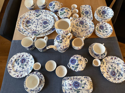 Johnson brothers rose chintz - brothers,