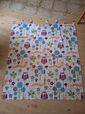 Schlaufengardinen, Gardine