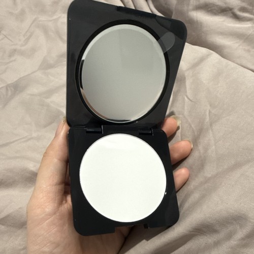 Huda beauty easy bake pressed - huda,