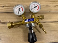 Sauerstoff O2 Druckminderer