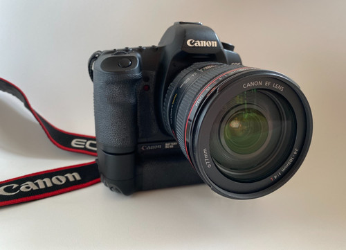 Canon eos mark nur - |,