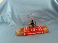 Hosen und Rockspanner. 3 Stück aus Holz.
