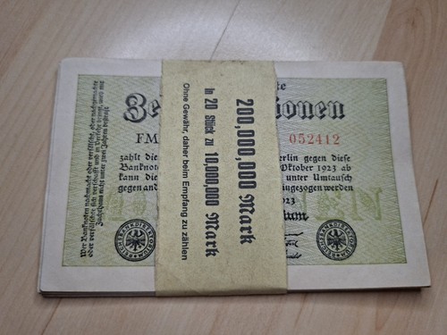 Bündel millionen mark 1923 - millionen,