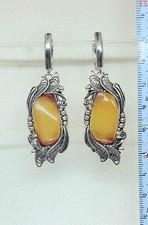 Bernstein ohrringe .