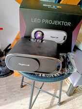 Beamer 4k der Marke Nigecue für Bastler