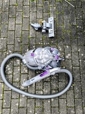Dyson DC 8 mit 1 Bodendüse Staubsauger Gebraucht