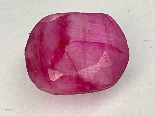 Rubin roh edelstein madagaskar - edelstein,