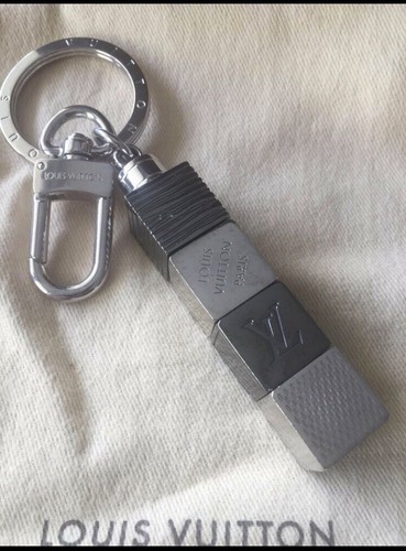Louis vuitton porte cles cube - cles,