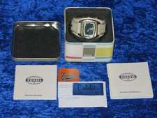 Fossil Armbanduhr in Metalldose mit Armband - funktionstüchtig