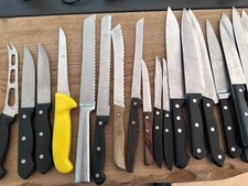 36 verschiedene Küchen und Kochmesser + 2 Wetzstahl Messer Set Brotmesser