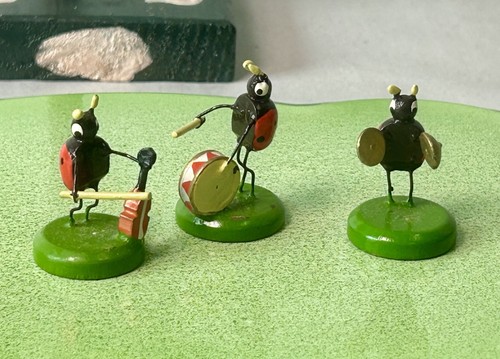 Alte kleine miniatur - alte,