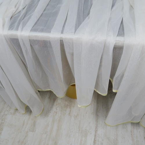 Gardine stores - -,