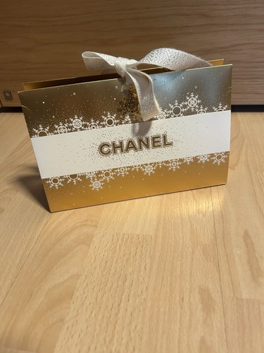Chanel weihnachtsverpackung - chanel,