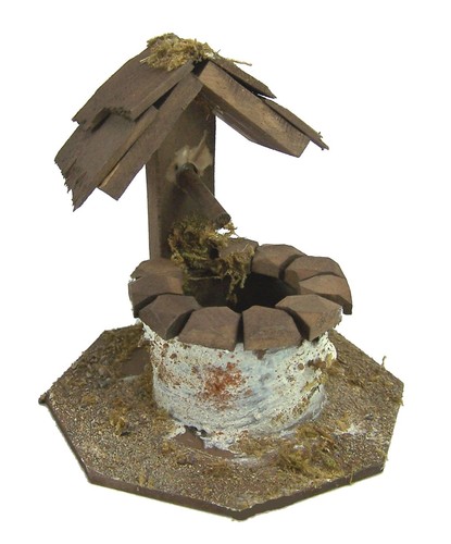 Brunnen aus holz mit - brunnen,