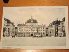 NR 514 / Ludwigsburg Schloßhof mit Soldaten mit Pickelhaube ungelaufen +-1915