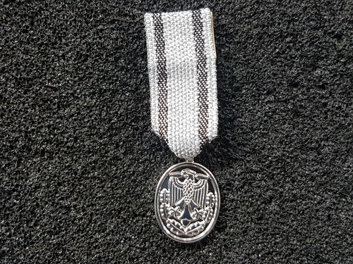 Bundeswehr - (s1-279),
