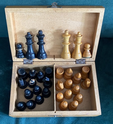 Schachfiguren komplett inkl