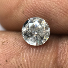 0.70Ct Runde Form Milchig