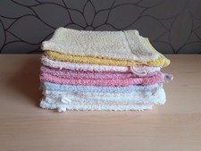 12 Waschhandschuhe aus