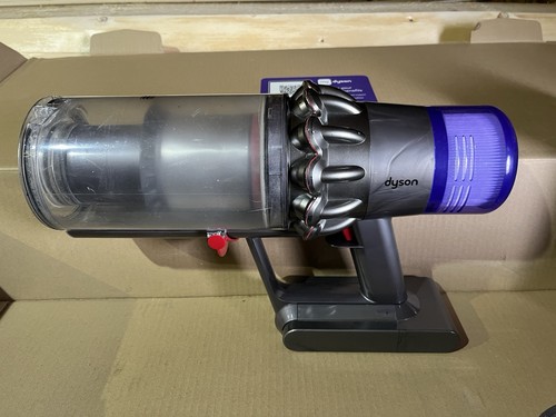Dyson e r - Ü, t