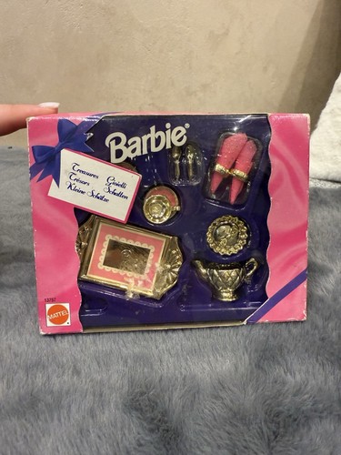 Barbie treasures 1995 set - treasures,