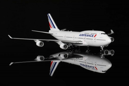 Wings boeing 747 - sq,