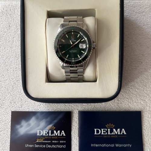 Delma santiago diver - delma,