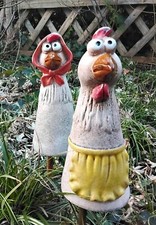 Zaunhocker, witzige Hühner