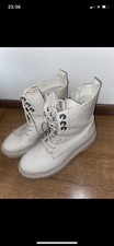 Beige Winter Stiefel