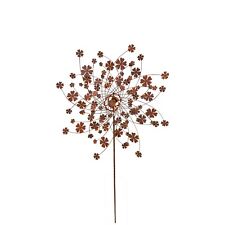 Windrad Propeller mit Blüten