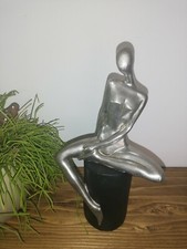 Frauenskulptur Silber nackte