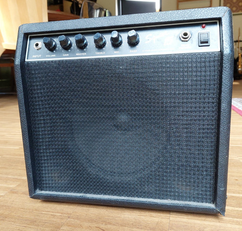 Squier guitar amp - 15, by