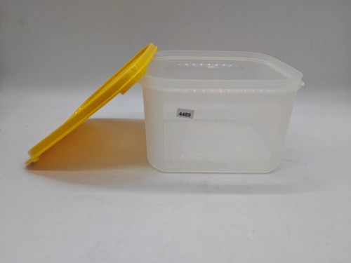 Tupperware quadratischer