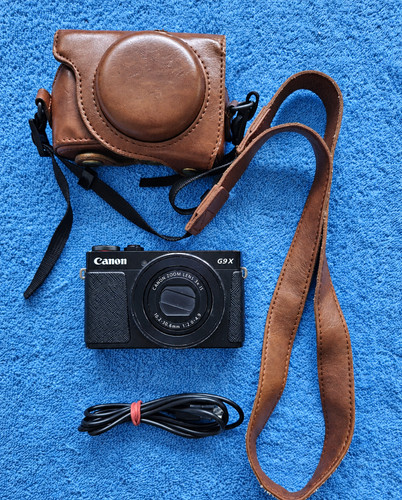 Canon powershot black - g9,