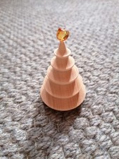 gedrechselter Tannenbaum mit