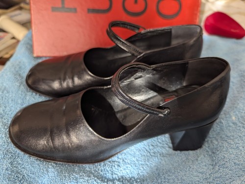 Mary jane hugo - boss, poona
