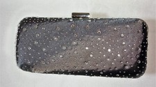 Clutch Abend Täschchen silber grau einseitig mit Strassbesatz  Kette Hartschale
