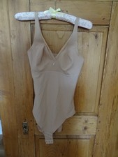 Triumph Body, getragen, Gr. 75