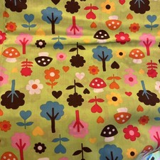1,04m Kinder  Stoff Baumwolle Popeline Fliegenpilz Bäume grün 