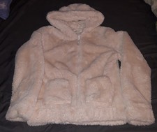Schicke H&M Jacke aus