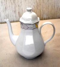 Kaffeekanne, Atelier-Porzellan