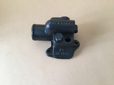 Thermostatgehäuse als für GM